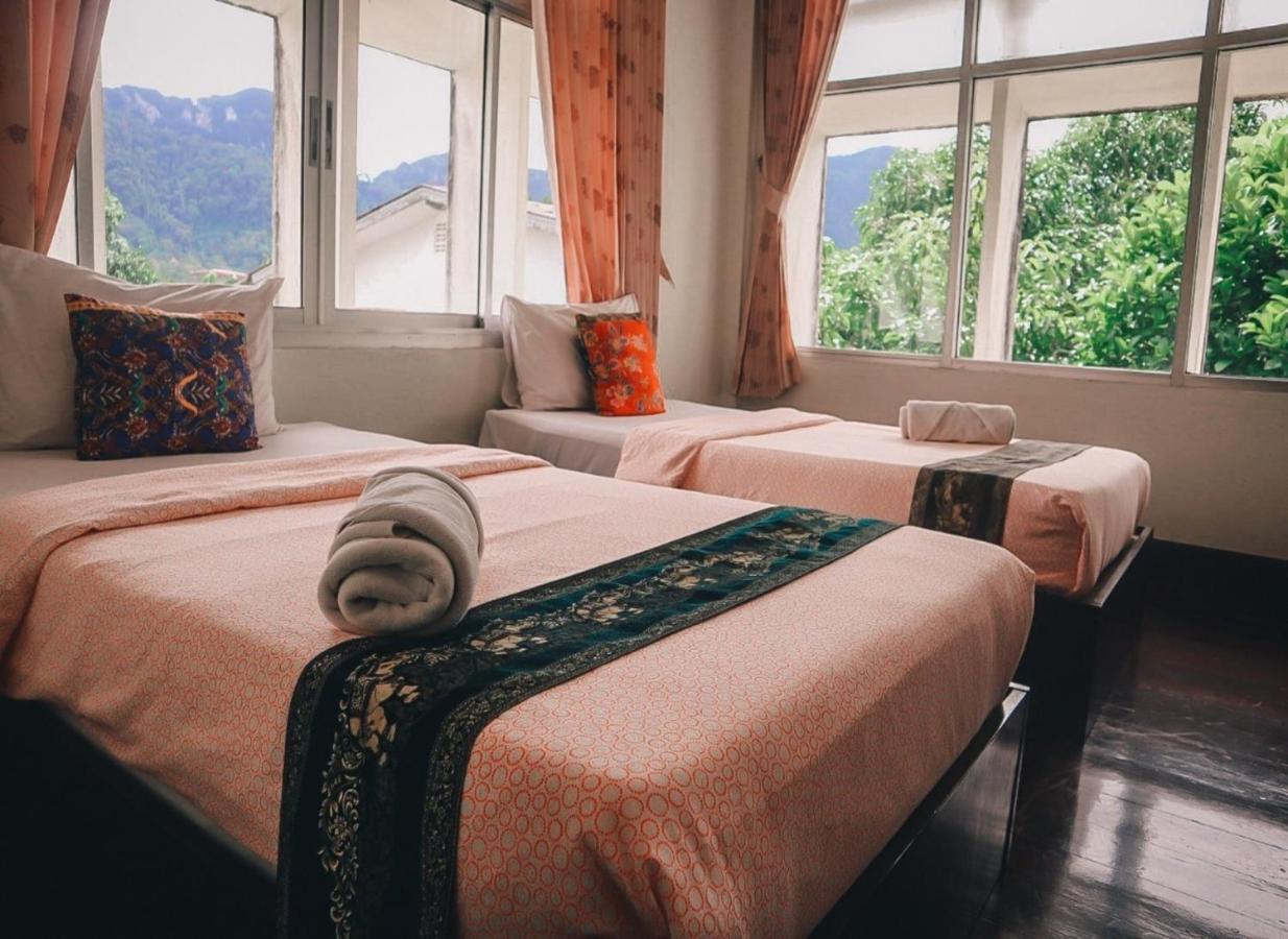 Thaweesuk Heritage Homestay Панг Нга Екстериор снимка